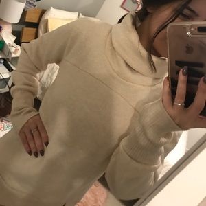 Alo Yoga Haze Sweatshirt